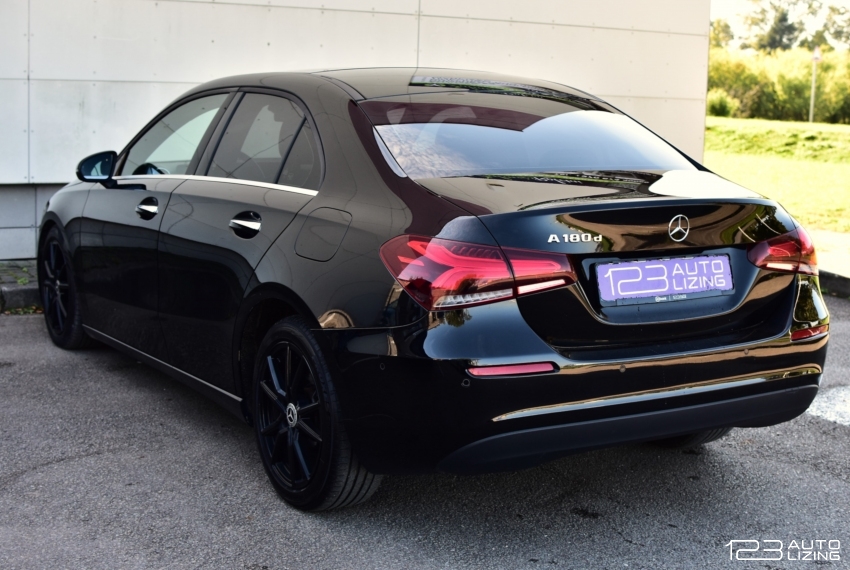Mercedes-Benz A180