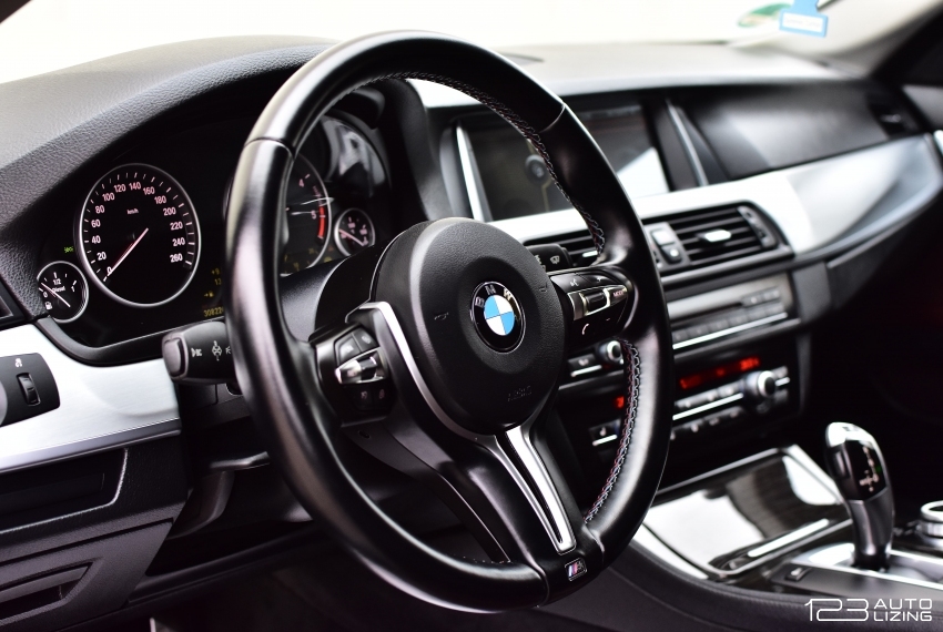 BMW 525