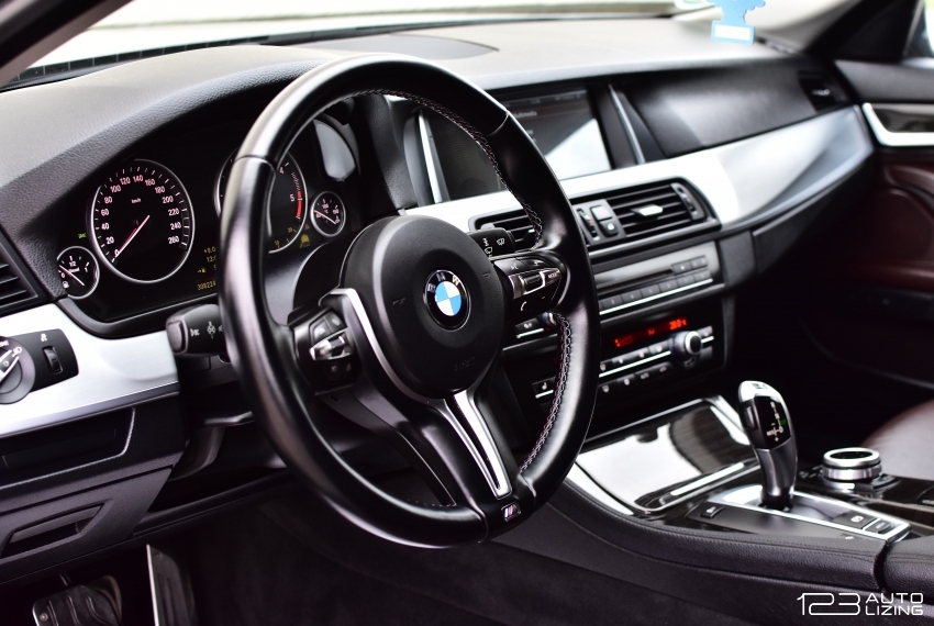 BMW 525