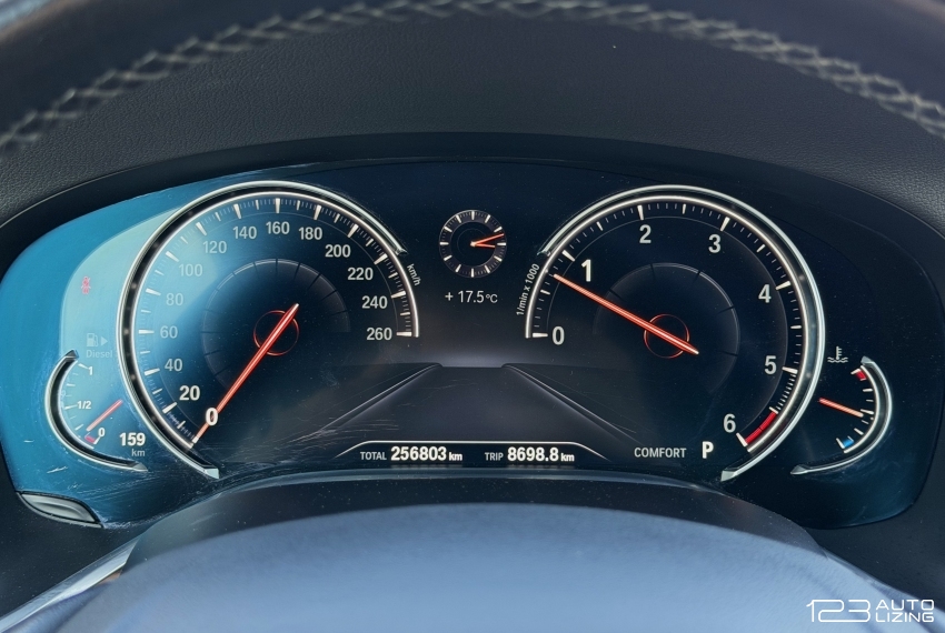BMW 730