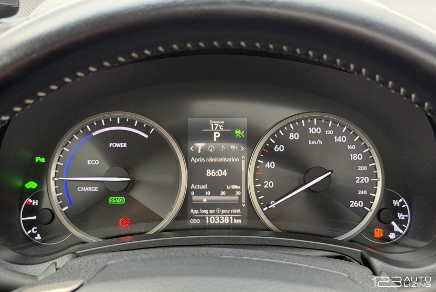 Lexus NX 300h