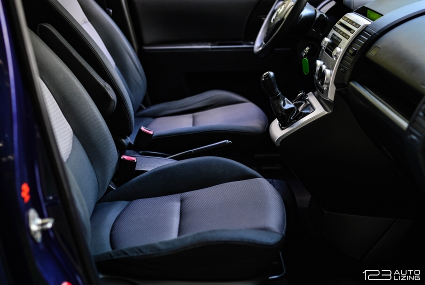 Mazda 5
