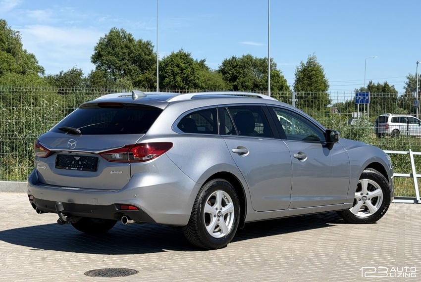 Mazda 6