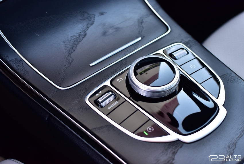 Mercedes-Benz C300