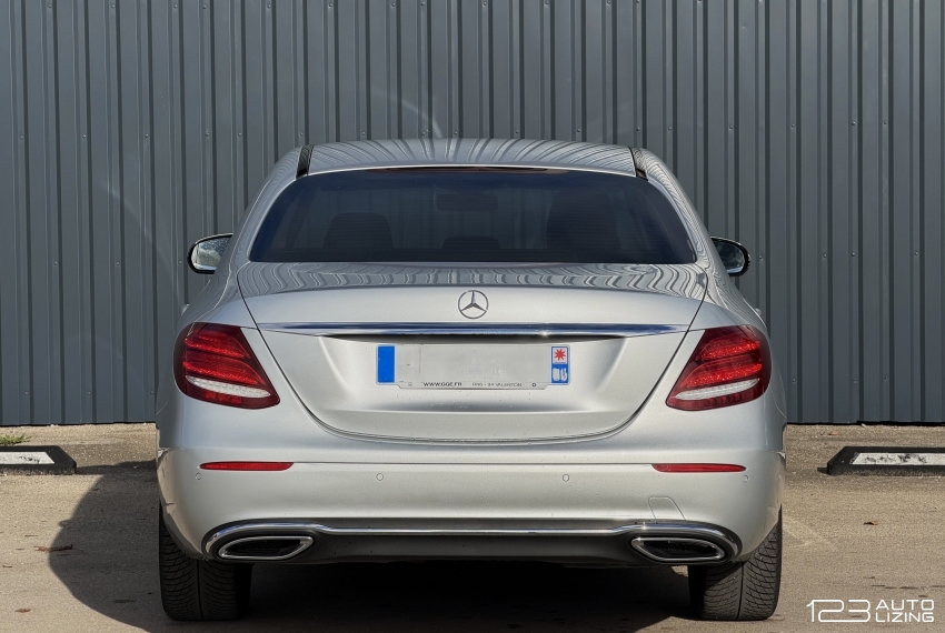Mercedes-Benz E200
