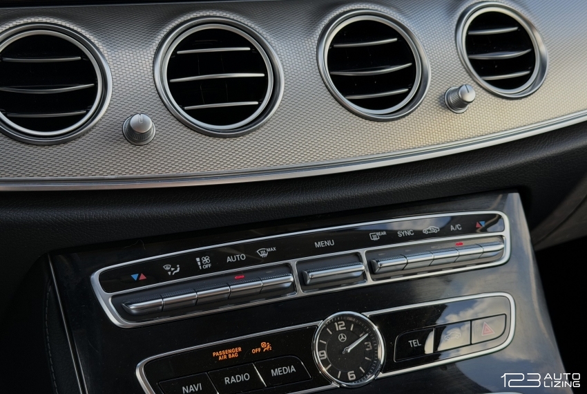 Mercedes-Benz E200