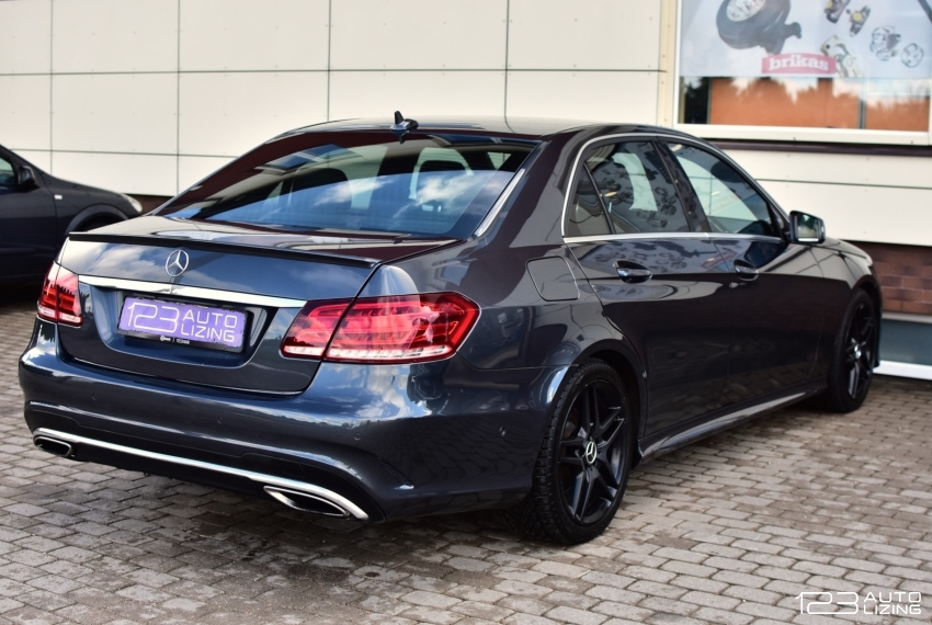Mercedes-Benz E300