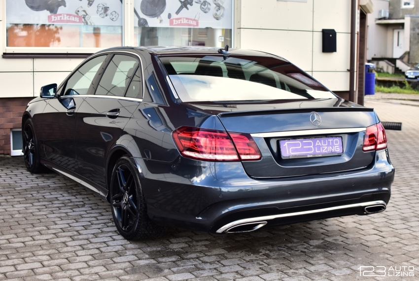 Mercedes-Benz E300
