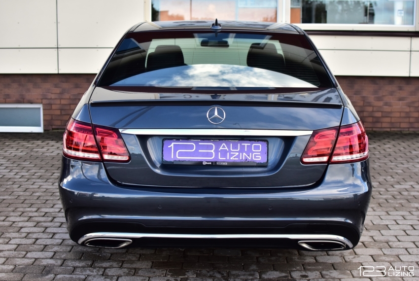 Mercedes-Benz E300
