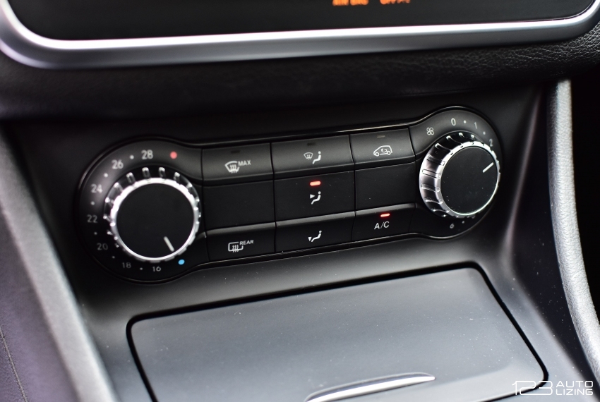 Mercedes-Benz GLA220