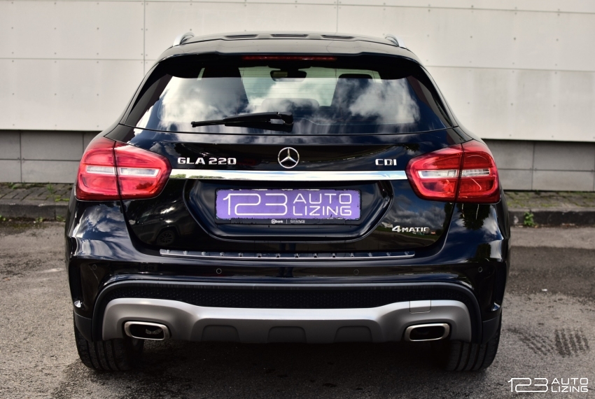 Mercedes-Benz GLA220