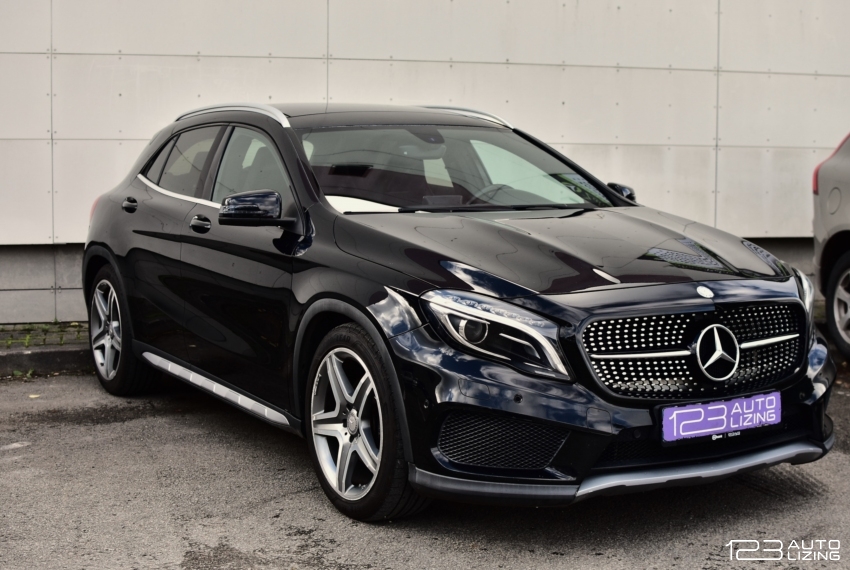 Mercedes-Benz GLA220