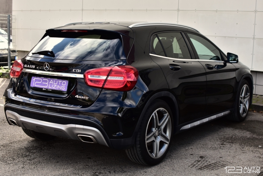 Mercedes-Benz GLA220