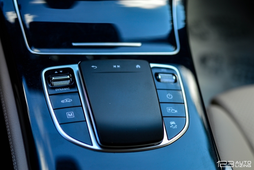 Mercedes-Benz GLC300