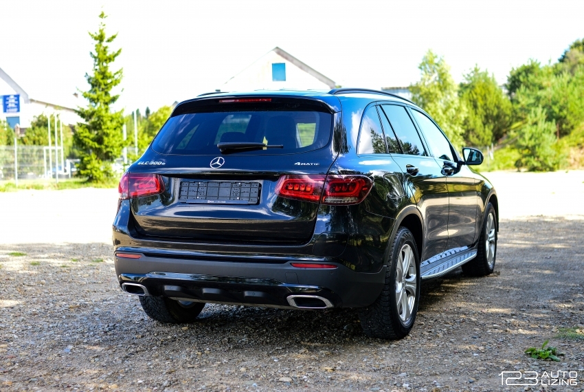 Mercedes-Benz GLC300