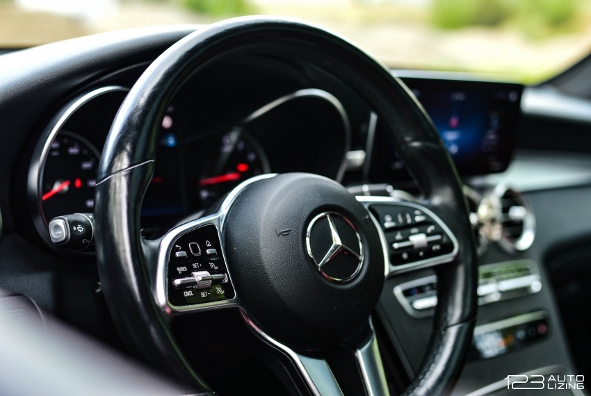 Mercedes-Benz GLC300