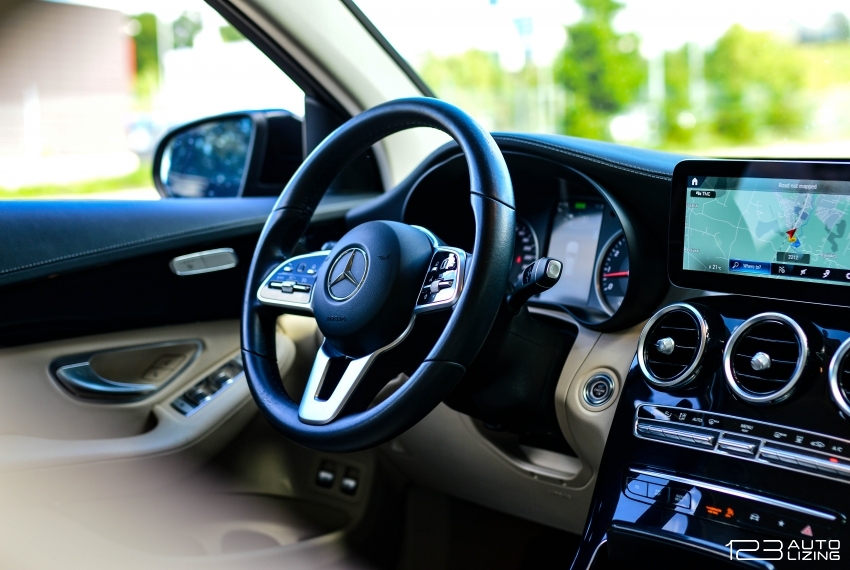 Mercedes-Benz GLC300