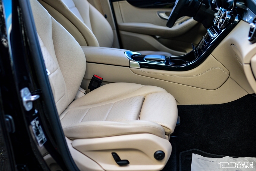 Mercedes-Benz GLC300