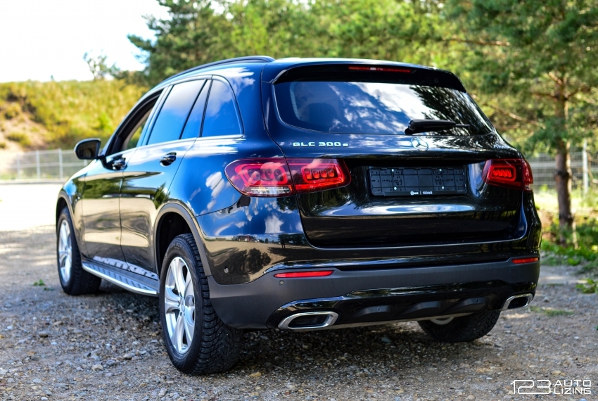 Mercedes-Benz GLC300