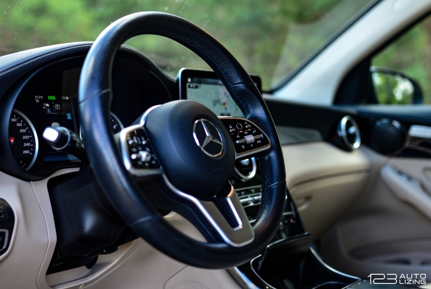 Mercedes-Benz GLC300