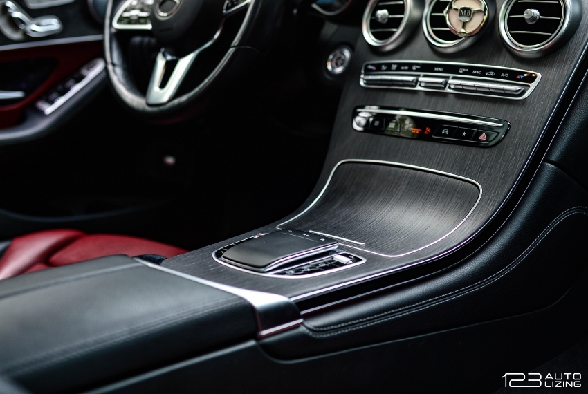 Mercedes-Benz GLC300