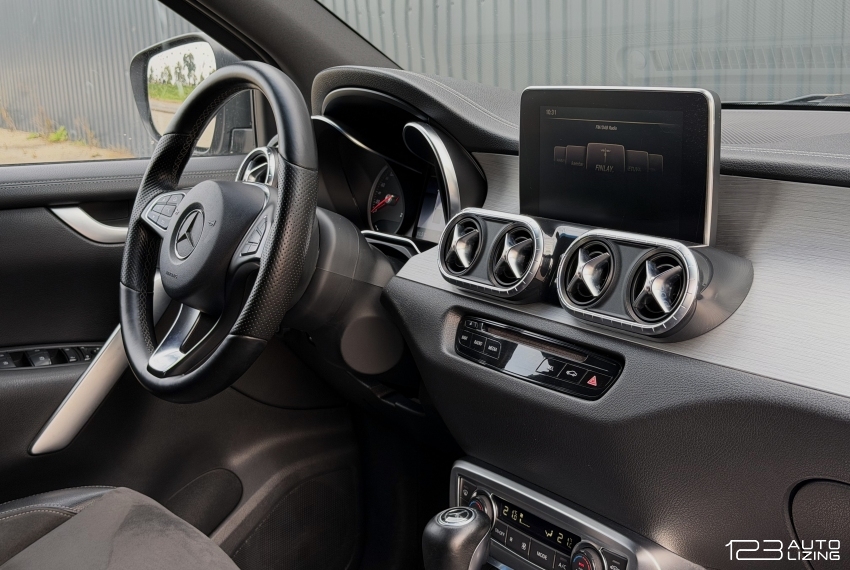 Mercedes-Benz X250