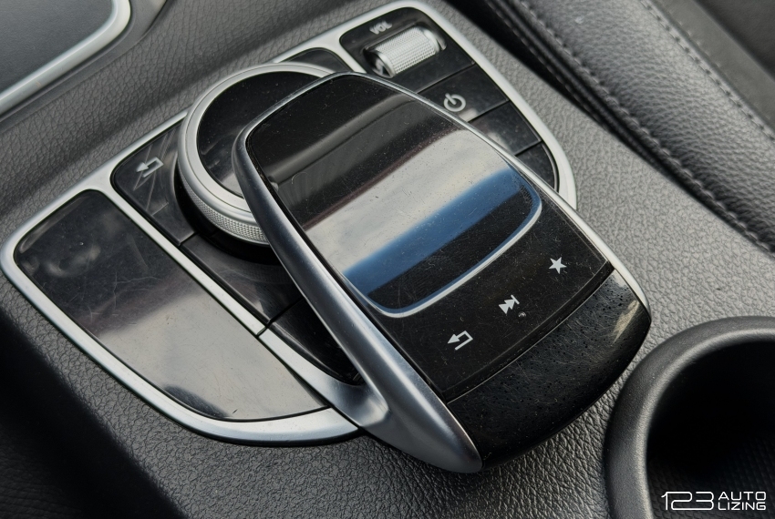 Mercedes-Benz X250