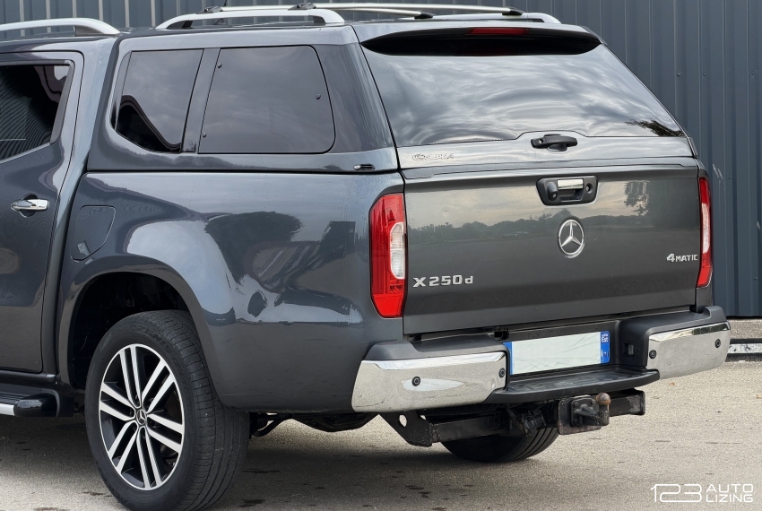 Mercedes-Benz X250
