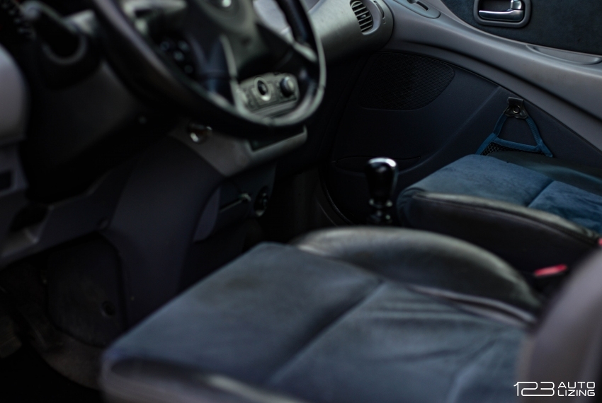 Nissan Almera Tino