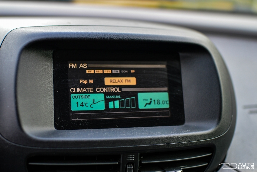 Nissan Almera Tino
