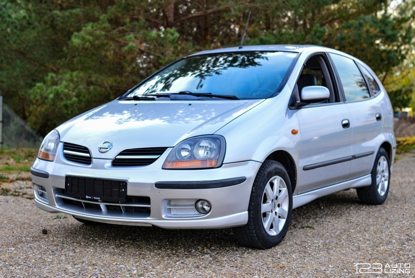 Nissan Almera Tino, Vienatūris