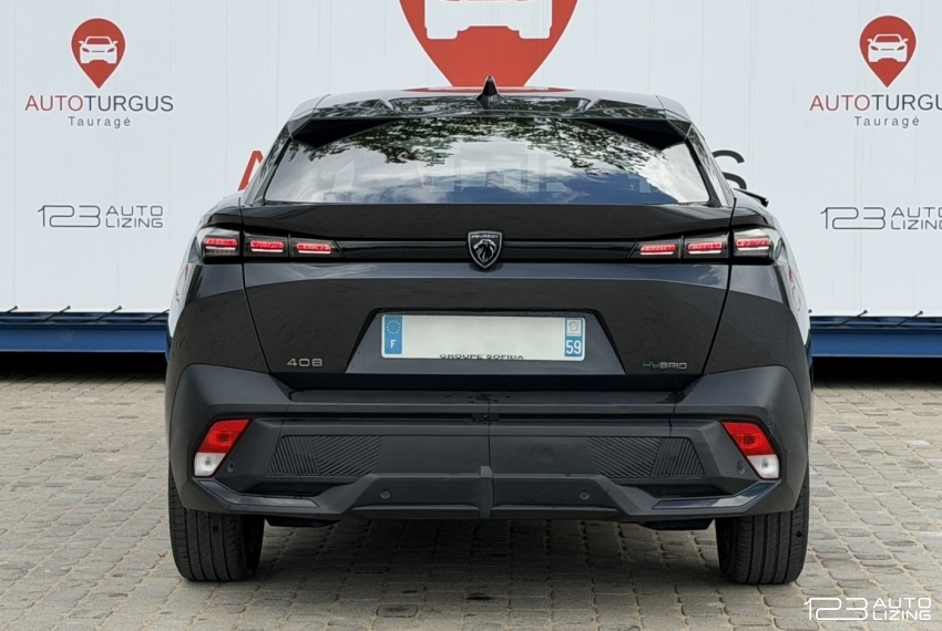 Peugeot 408
