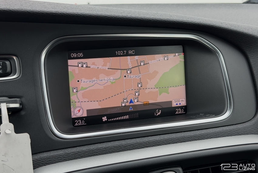 Volvo V40