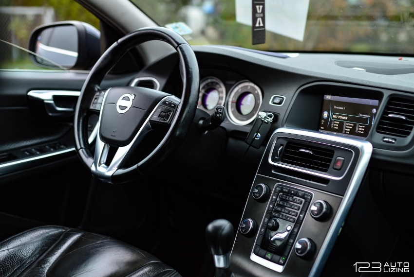 Volvo V60