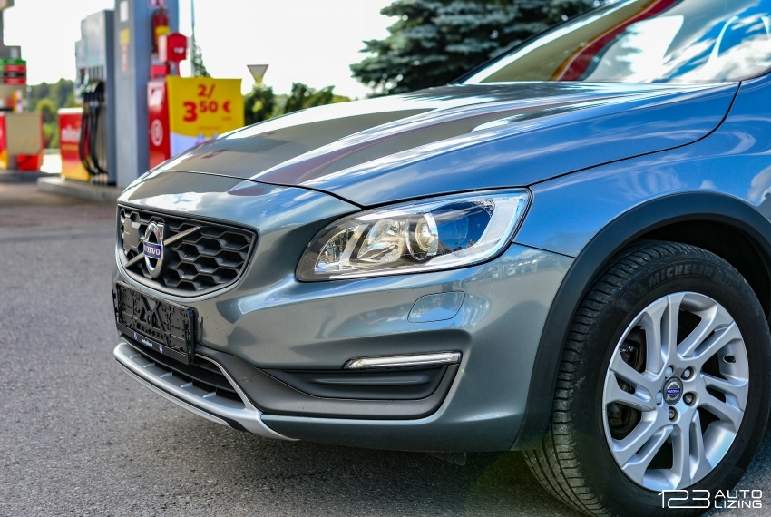 Volvo V60 Cross Country 