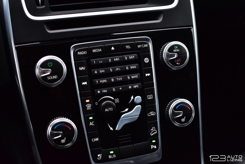 Volvo V60 Cross Country 