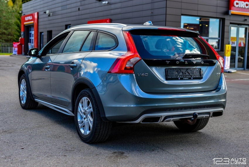 Volvo V60 Cross Country 