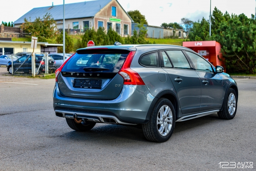 Volvo V60 Cross Country 