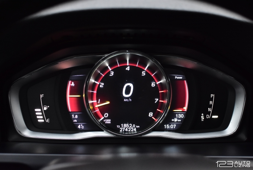 Volvo V60 Cross Country 