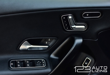Mercedes-Benz A180