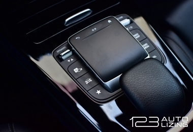 Mercedes-Benz A180