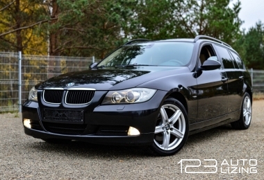 BMW 320, Universalas
