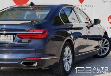 BMW 730