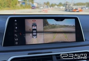 BMW 730