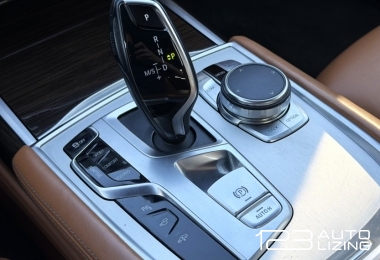 BMW 730