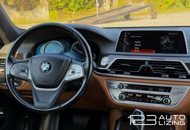 BMW 730