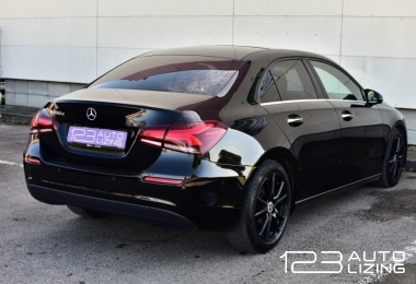 Mercedes-Benz A180