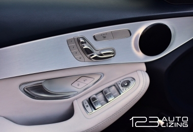 Mercedes-Benz C300