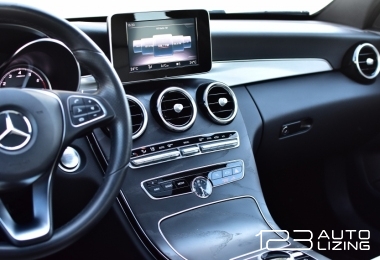 Mercedes-Benz C300