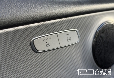 Mercedes-Benz E200